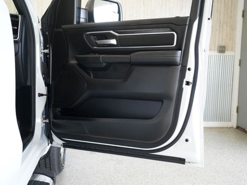 Used 2023 RAM 1500 Big Horn image 33