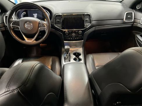 Used 2019 Jeep Grand Cherokee Limited image 10