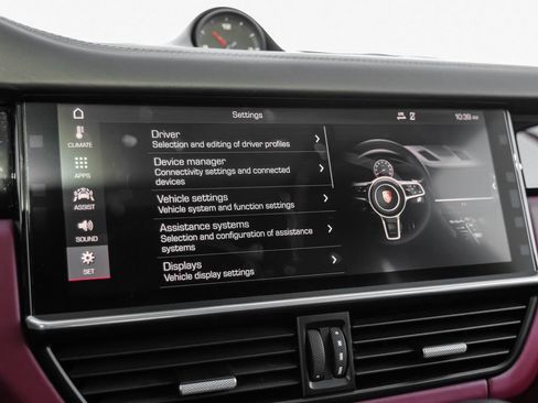 Used 2019 Porsche Cayenne image 39