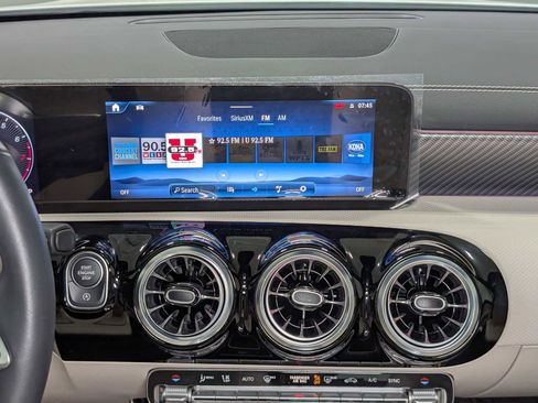 Certified 2025 Mercedes-Benz CLA 250 4MATIC image 18