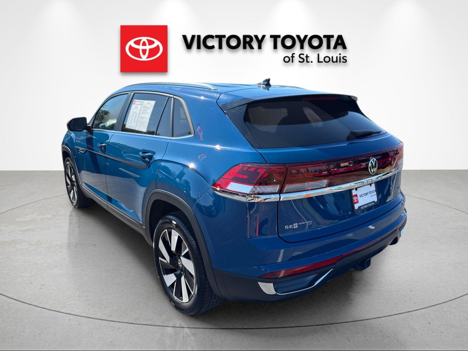 Used 2026 Volkswagen Atlas Cross Sport SE AWD/4WD image 5
