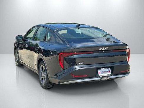 Used 2025 Kia K4 FWD image 7