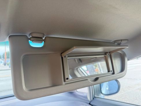 Used 2007 Honda Civic Hybrid Sedan image 31