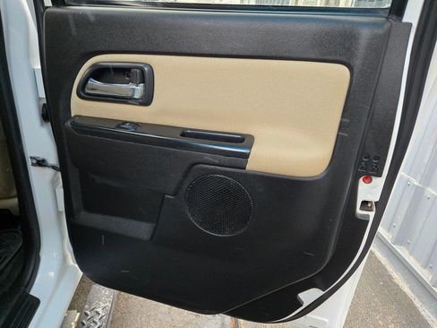 Used 2011 Chevrolet Colorado LT image 37