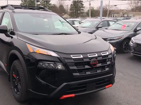 New 2026 Nissan Rogue Rock Creek image 3