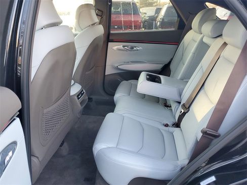 New 2026 Genesis GV70 2.5T Advanced image 21