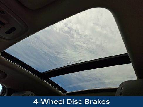 Used 2022 Buick Encore GX Essence w/ Experience Buick Package AWD/4WD image 18