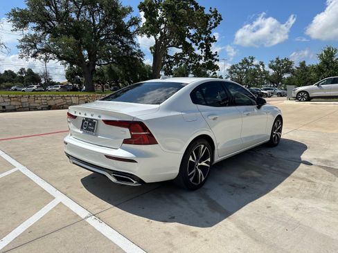 Certified 2022 Volvo S60 T8 R-Design Expression w/ Protection Package Premier image 6