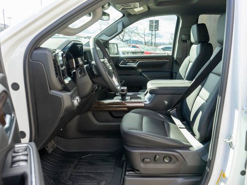 New 2026 GMC Sierra 1500 Elevation w/ Elevation Premium Package image 11