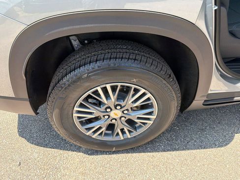 New 2026 Chevrolet Traverse LT FWD image 17