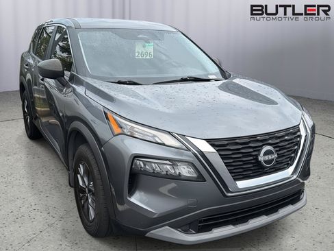 Used 2023 Nissan Rogue S AWD/4WD image 6