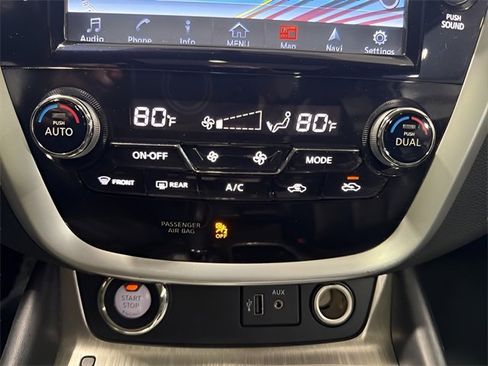 Used 2018 Nissan Murano SL w/ Moonroof Package image 22