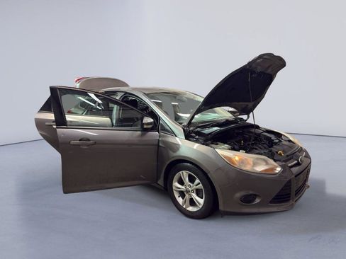 Used 2014 Ford Focus SE image 7
