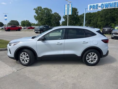 Used 2025 Ford Escape Active AWD/4WD image 3