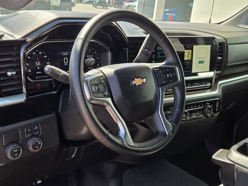 Used 2026 Chevrolet Silverado 1500 LT w/ Safety Package RWD image 17