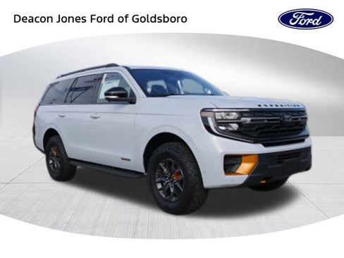 New 2025 Ford Expedition Tremor image 1