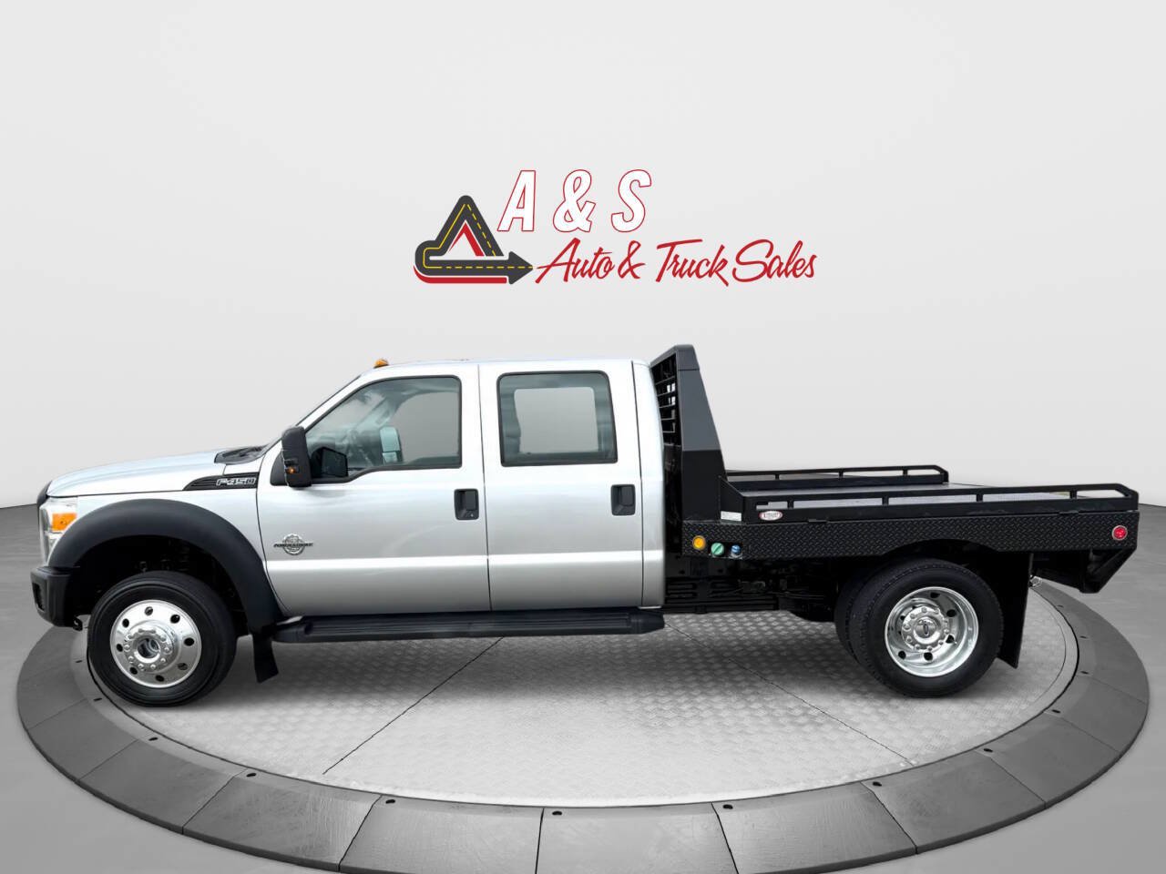 Used 2016 Ford F450 XL w/ Power Equipment Group AWD/4WD image 4