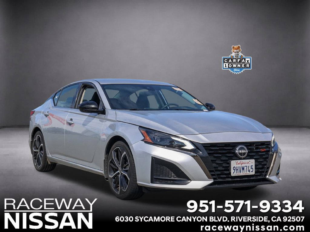 Used 2023 Nissan Altima 2.5 SR FWD image 1
