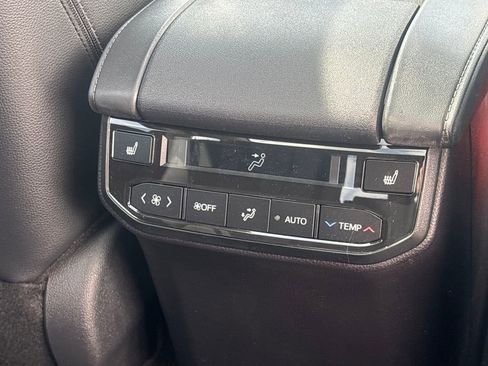 New 2026 Toyota Highlander Platinum image 70