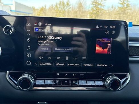 New 2025 GMC Canyon Elevation w/ Convenience Package image 11