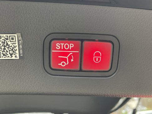 Certified 2025 Mercedes-Benz GLC 350e GLC 350e 4MATIC SUV image 13