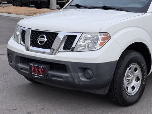 Used 2019 Nissan Frontier S image 30