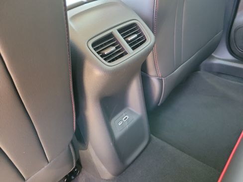Used 2023 Buick Envision Essence w/ Technology Package I FWD image 13
