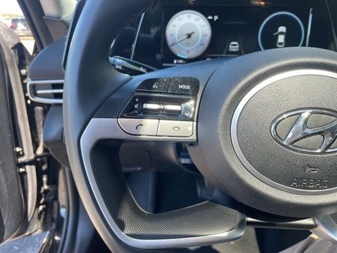 Used 2022 Hyundai Elantra SEL w/ Convenience + Premium Package image 21