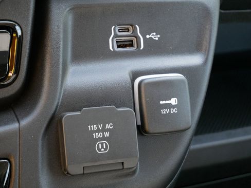 New 2026 RAM ProMaster 2500 w/ Convenience Group image 17