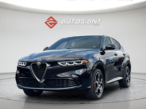 Used 2024 Alfa Romeo Tonale Ti AWD/4WD image 13