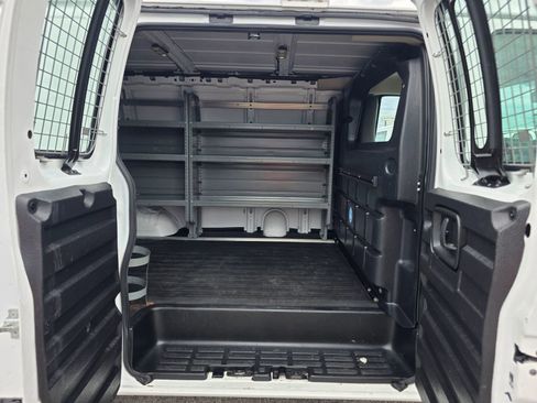 Used 2020 Chevrolet Express 2500 w/ Driver Convenience Package RWD image 26