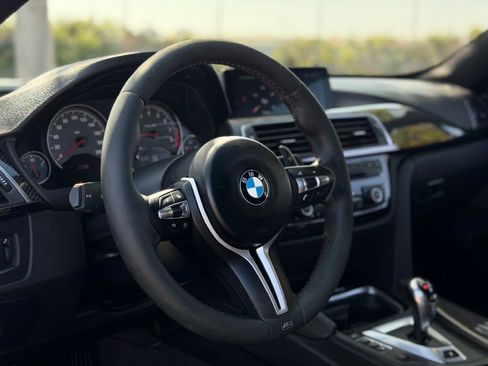 Used 2018 BMW M4 Coupe RWD image 23
