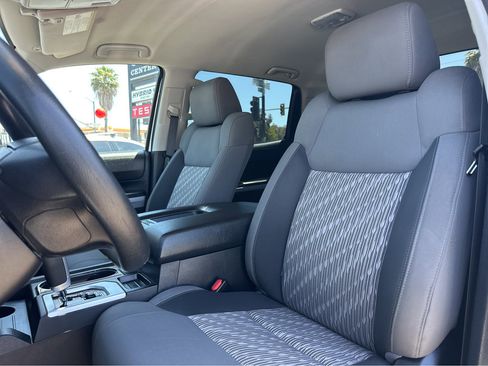 Used 2020 Toyota Tundra SR5 image 7