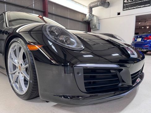 Used 2019 Porsche 911 Carrera image 18