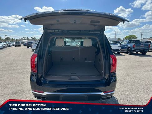 New 2026 GMC Yukon XL Denali w/ Denali Reserve Package AWD/4WD image 19