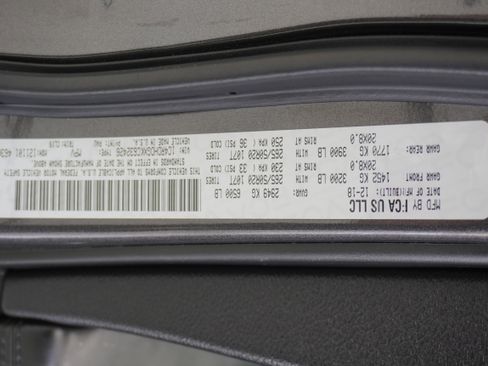 Used 2019 Dodge Durango GT image 31