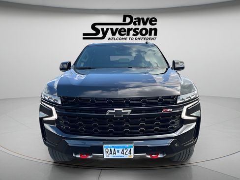 Used 2024 Chevrolet Tahoe Z71 w/ Luxury Package AWD/4WD image 2