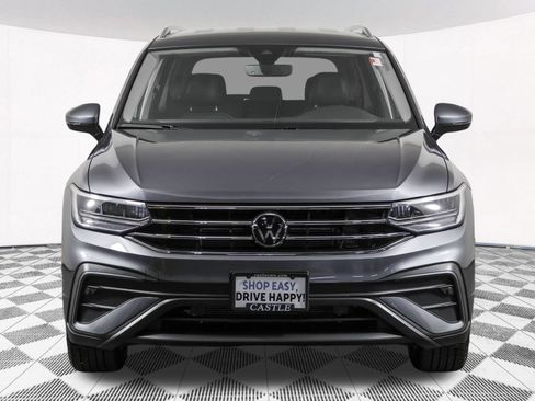 Certified 2024 Volkswagen Tiguan SE AWD/4WD image 11