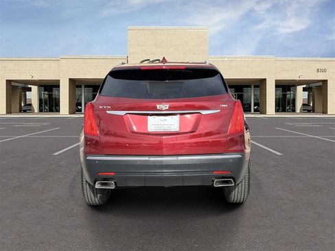 Used 2018 Cadillac XT5 Luxury w/ Driver Awareness Package image 6