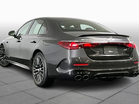 Used 2026 Mercedes-Benz E 53 AMG e 4MATIC Sedan image 4