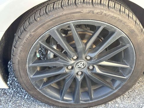 Used 2025 Toyota Camry LE FWD image 6