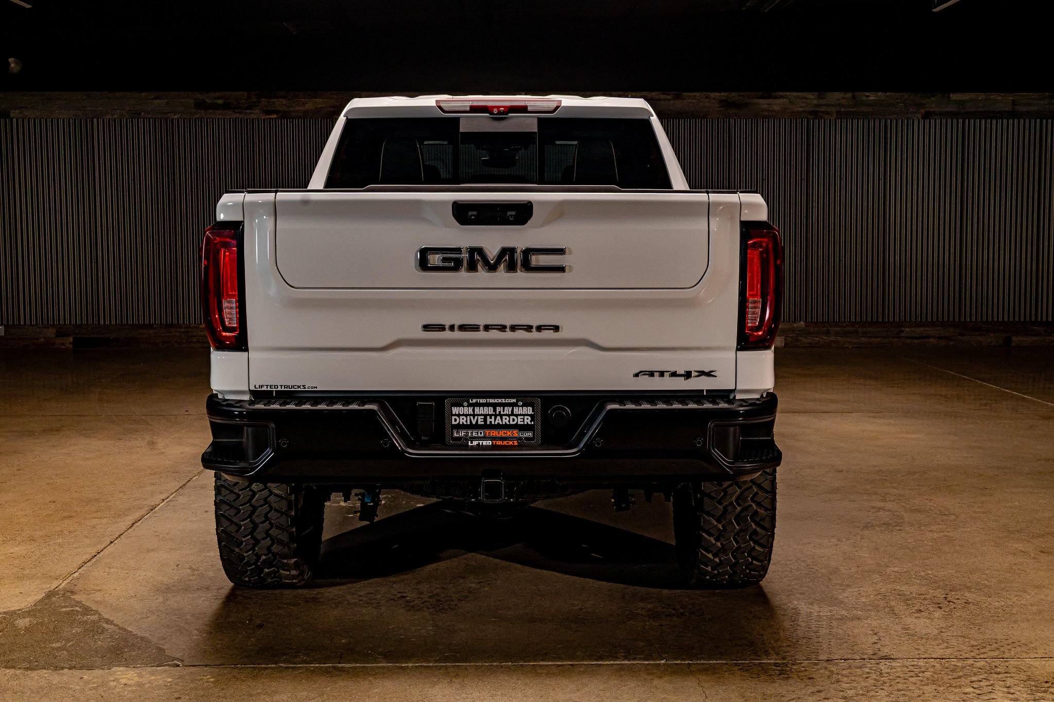 Used 2025 GMC Sierra 1500 AT4X AWD/4WD image 8