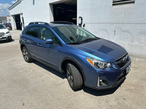 Used 2016 Subaru Crosstrek Touring AWD/4WD image 1