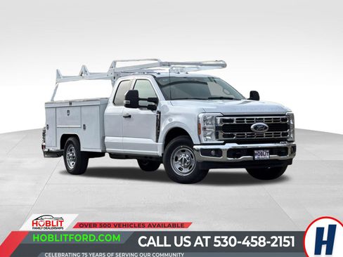 New 2026 Ford F350 XL w/ XL Chrome Package image 1