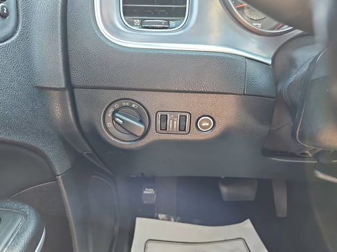 Used 2021 Dodge Charger SXT w/ Leather Interior Group RWD image 27