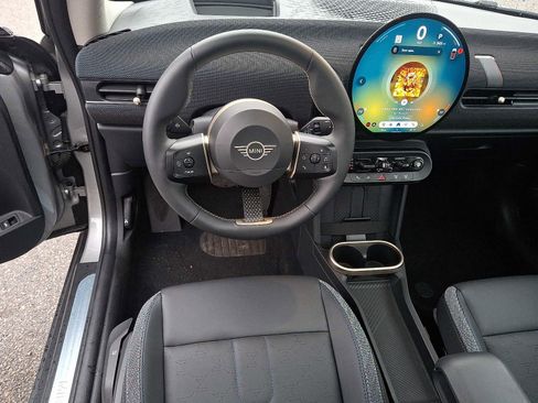 Used 2025 MINI Cooper S image 11