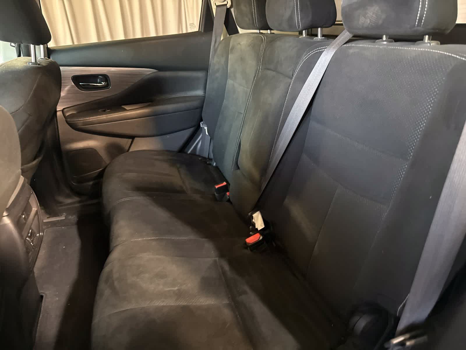 Used 2018 Nissan Murano SV FWD image 15