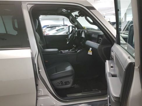 Used 2026 Lexus GX 550 w/ Cold Area Package AWD/4WD image 26