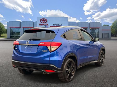 Used 2022 Honda HR-V Sport image 6