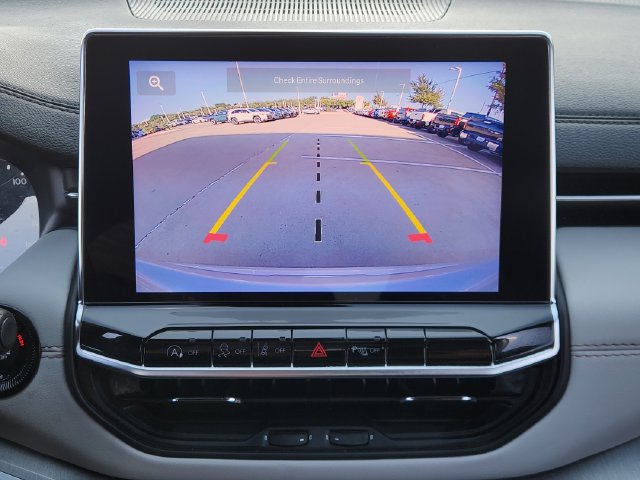 Used 2025 Jeep Compass Limited AWD/4WD image 17